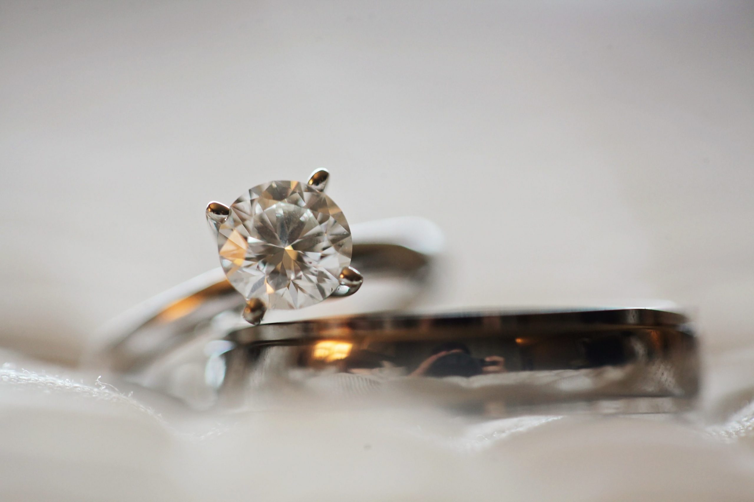 anillo pedida plata
